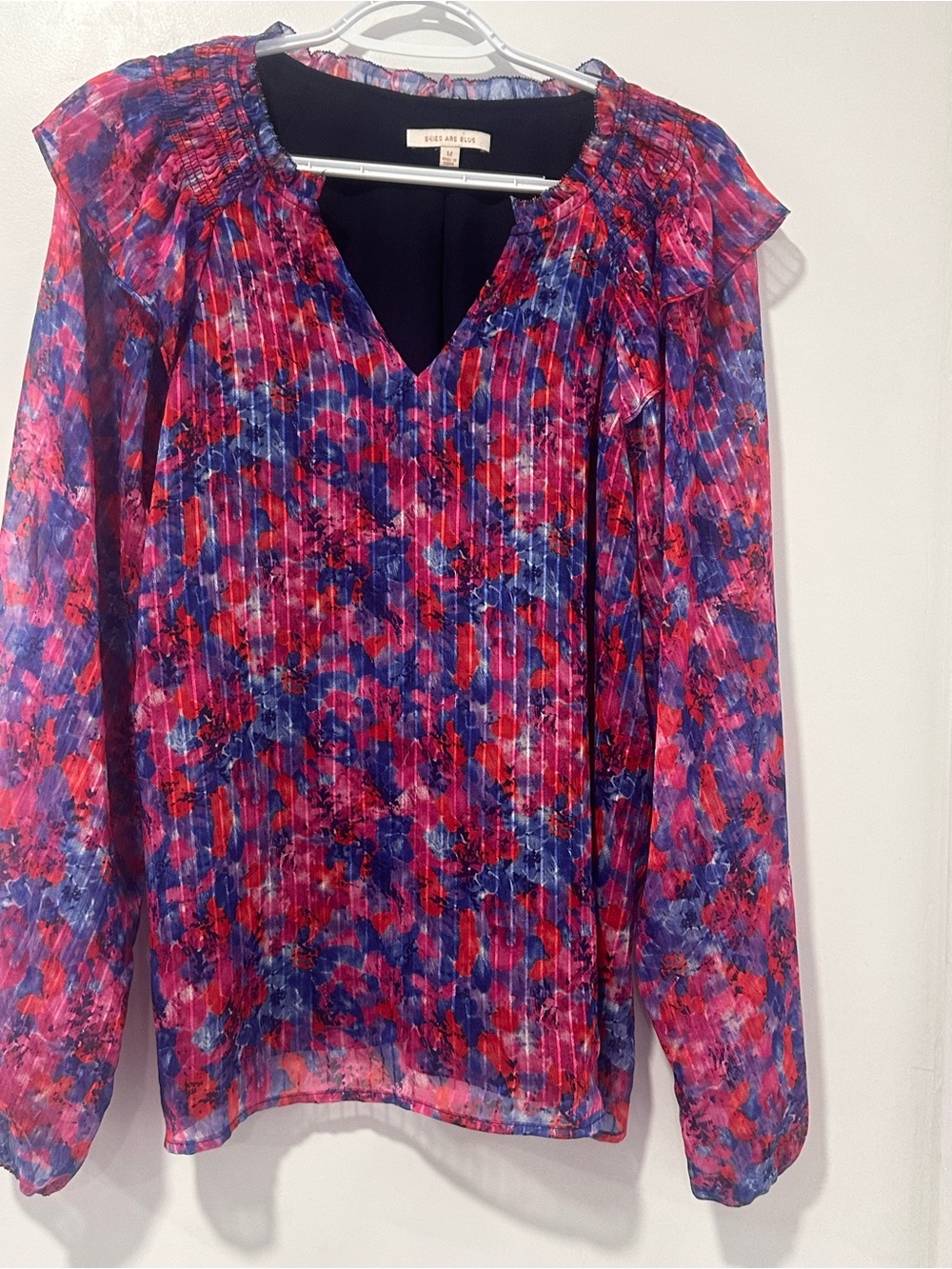 Skies Are Blue Multicolor Floral Pleated V-Neck Blouse